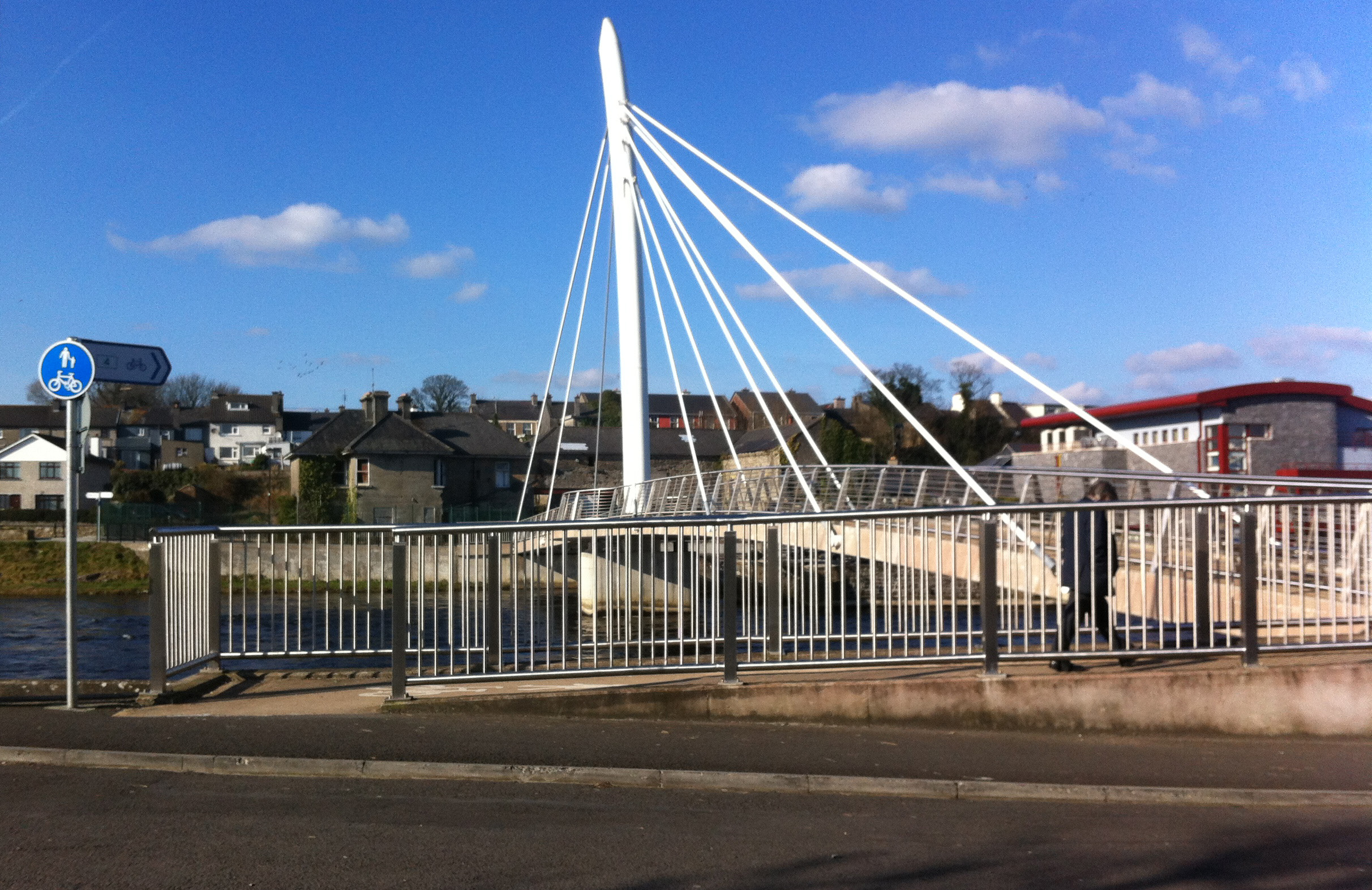IrishCycle.com -- Ballina bridge ped cycle